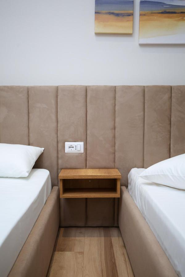 Hotel Amantia Orikum Luaran gambar