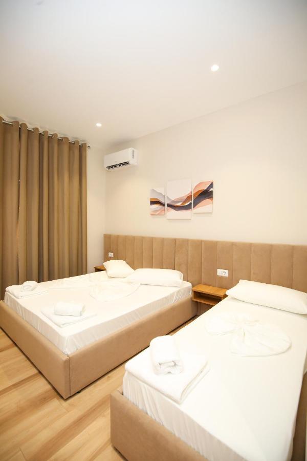 Hotel Amantia Orikum Luaran gambar