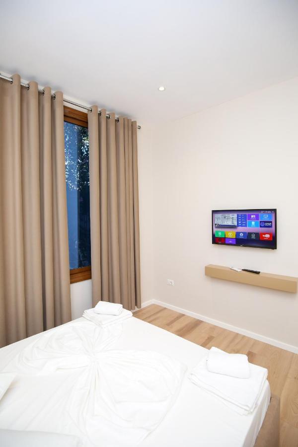 Hotel Amantia Orikum Luaran gambar
